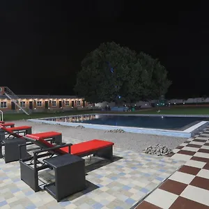 3* Hotel Collection O 46898 Tanishk Garden & Resort