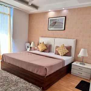 3* Hotel Flock I Golf Course Road Near Dlf Phase 1 Metro Station I