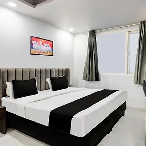 4* Hotel Super Collection O Shalimar Bagh