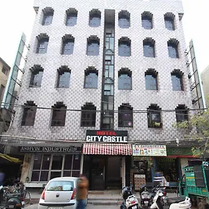 2* Hotel Castle